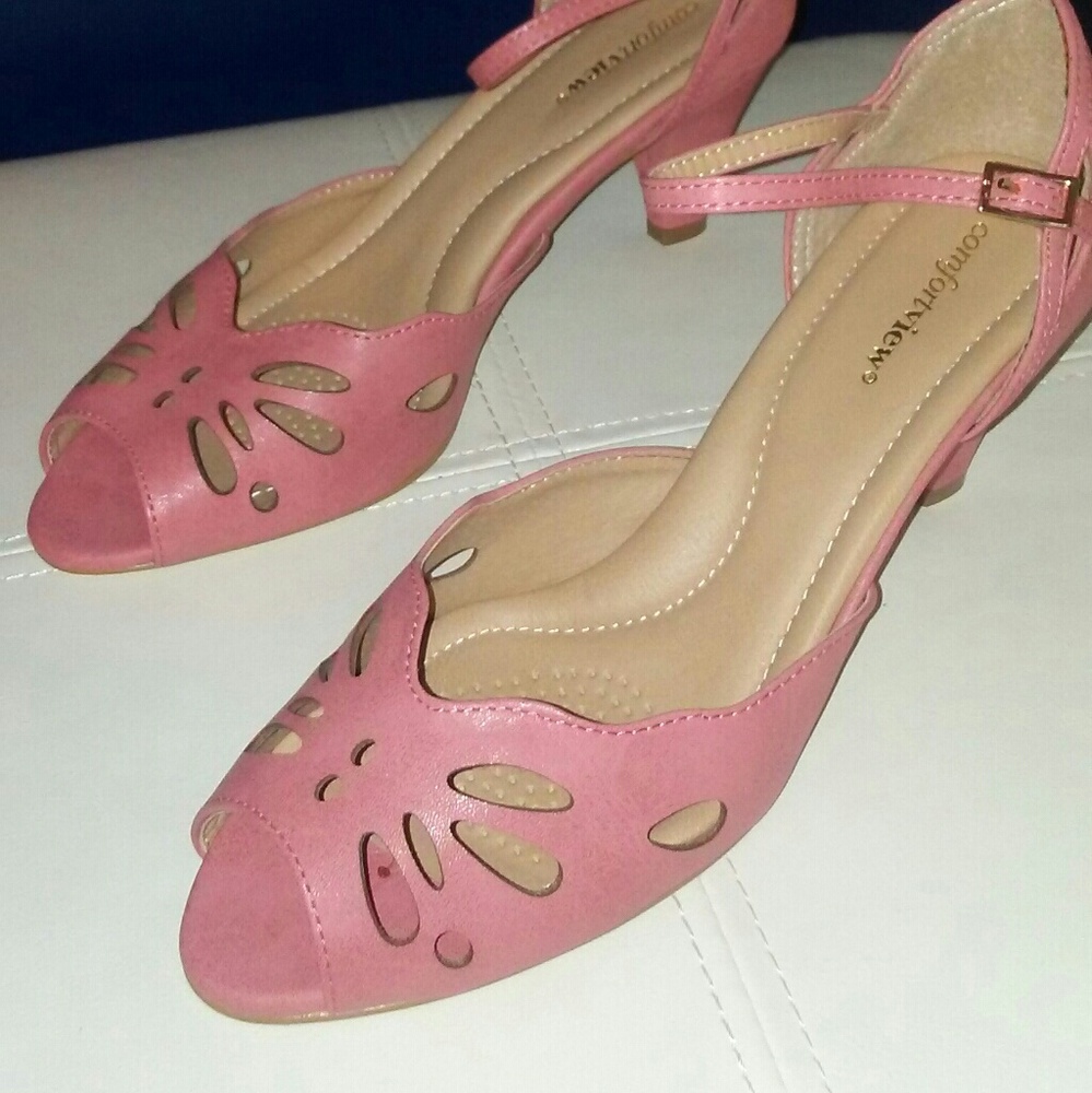 COMFORT VIEW - Coral Die Cut Coral Low Heel Shoe S